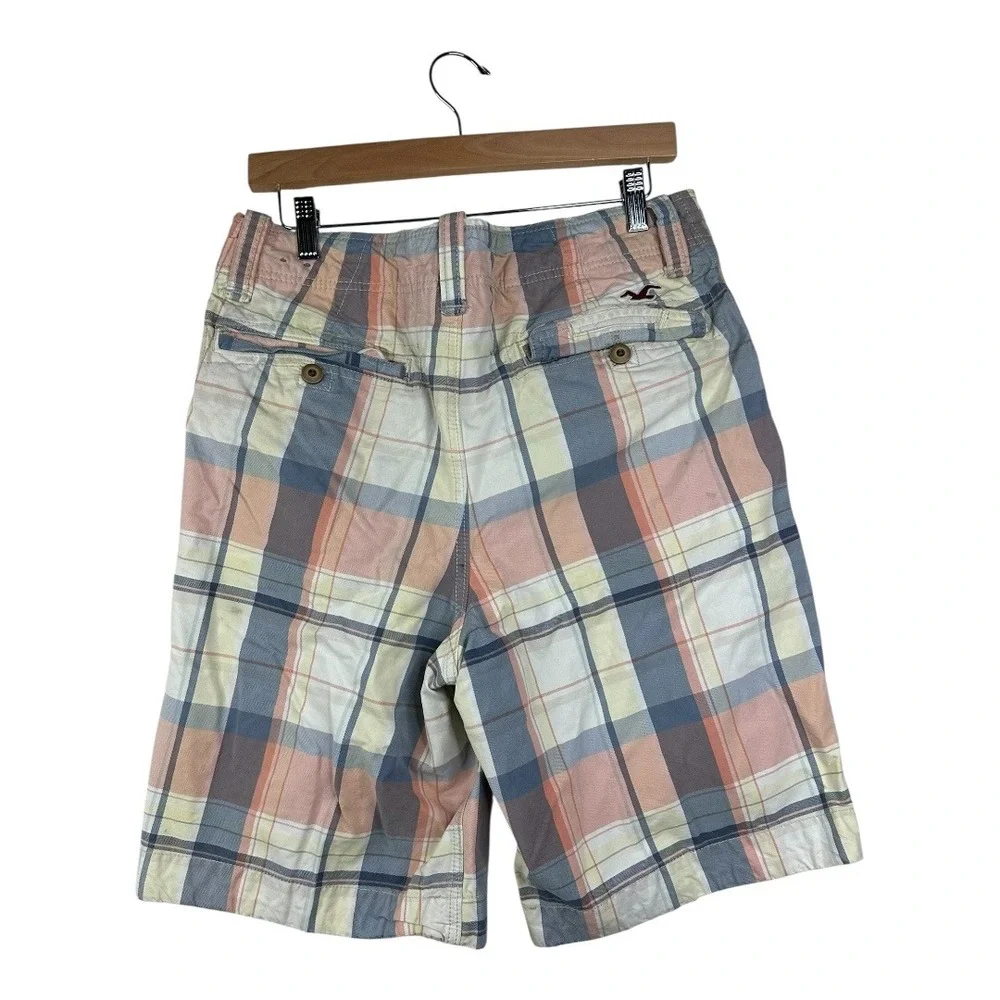 Hollister Plaid Men's Shorts size‎ 30 Multicolor